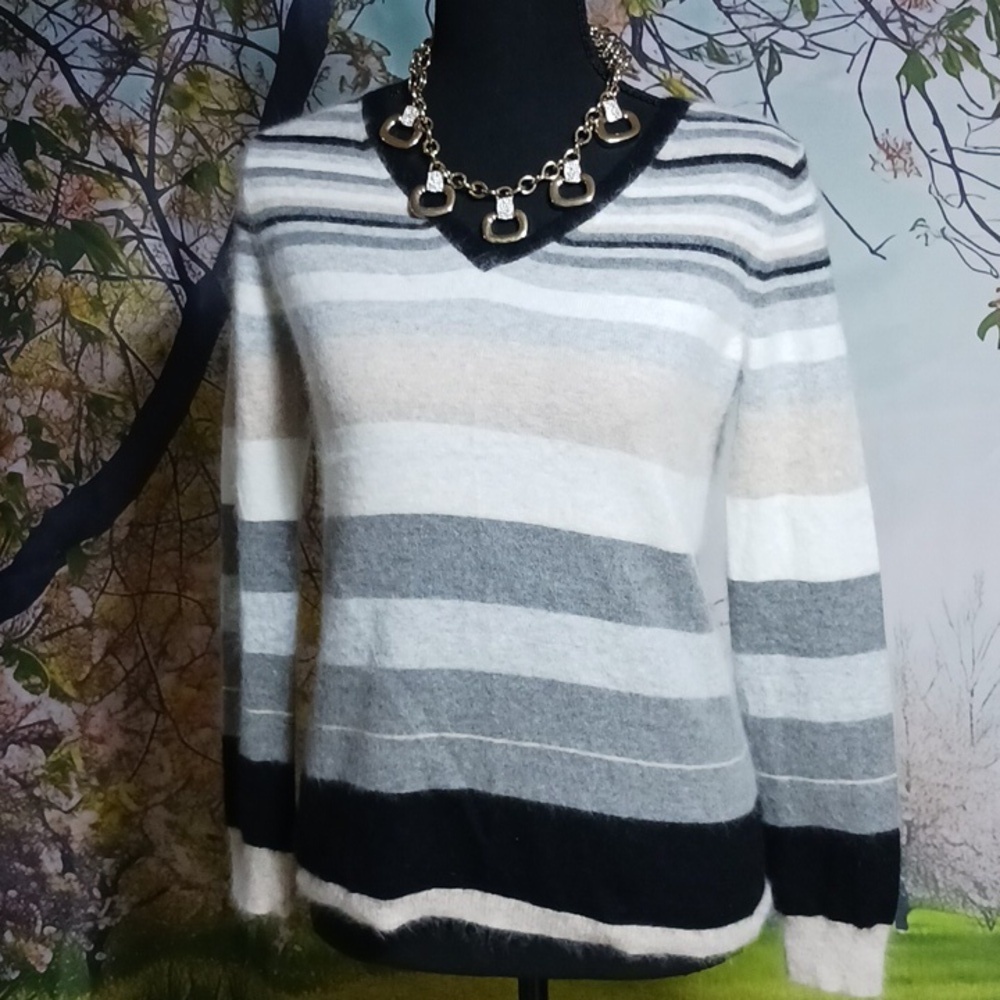 Jillian Jones Small V neck  stripped sweater, 40% angora, 6% lambs wool, 54% nyl